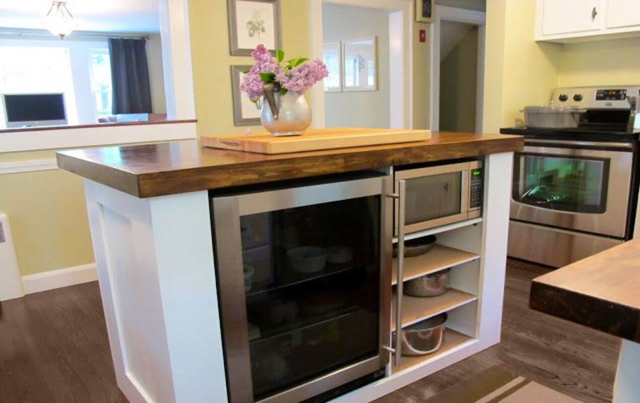 Customized mobile kitchen island