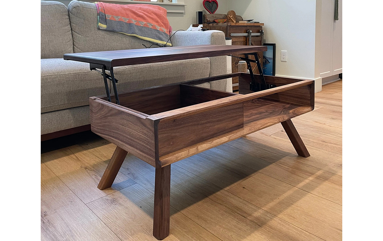 Dual space coffee table
