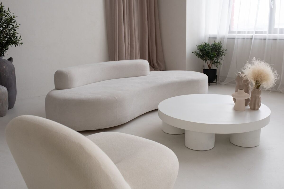 Minimalist living room with round furniture