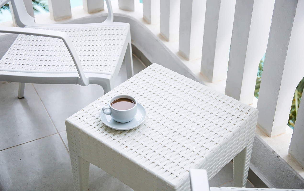 White rattan coffee table