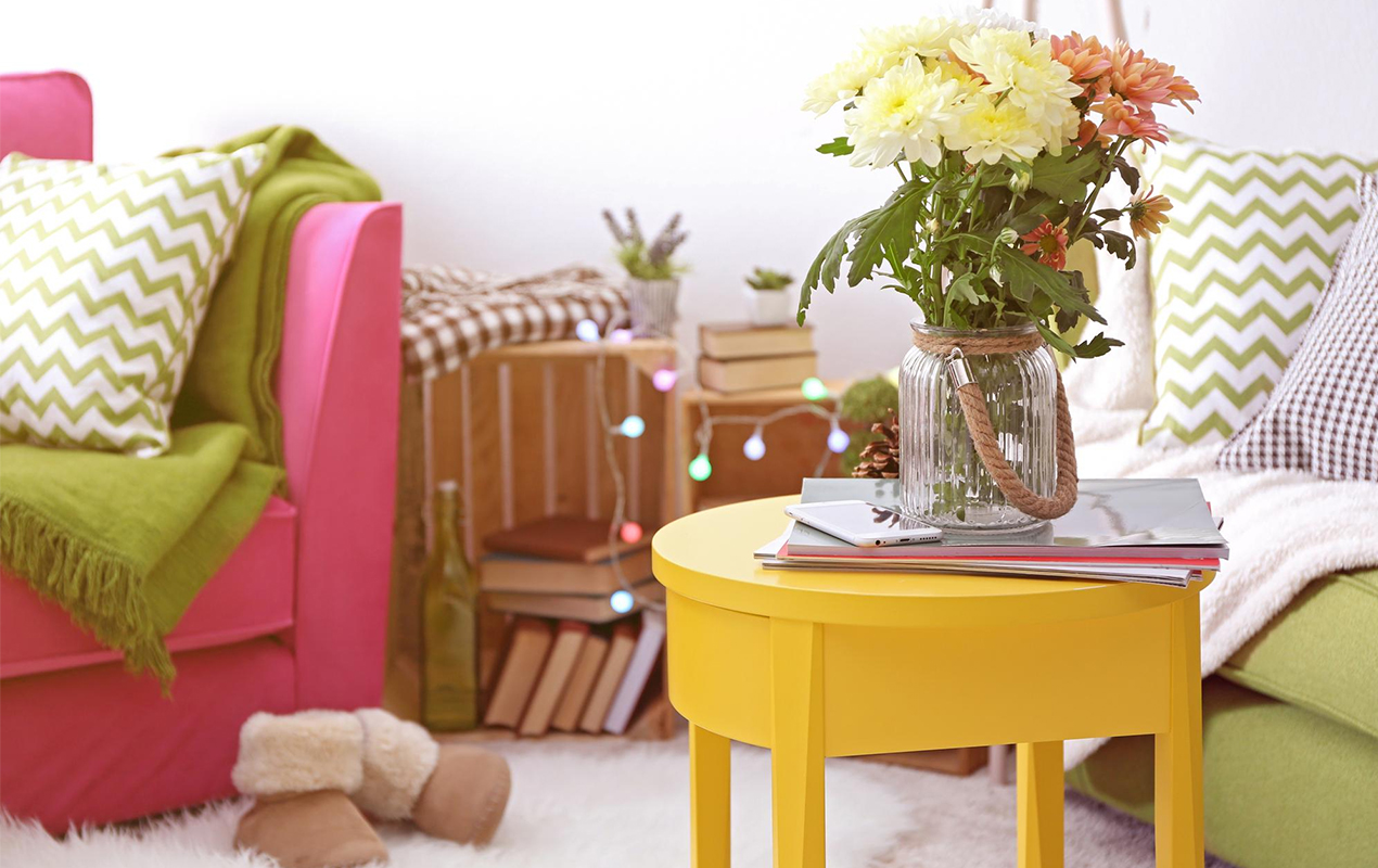 Small yellow coffee table 