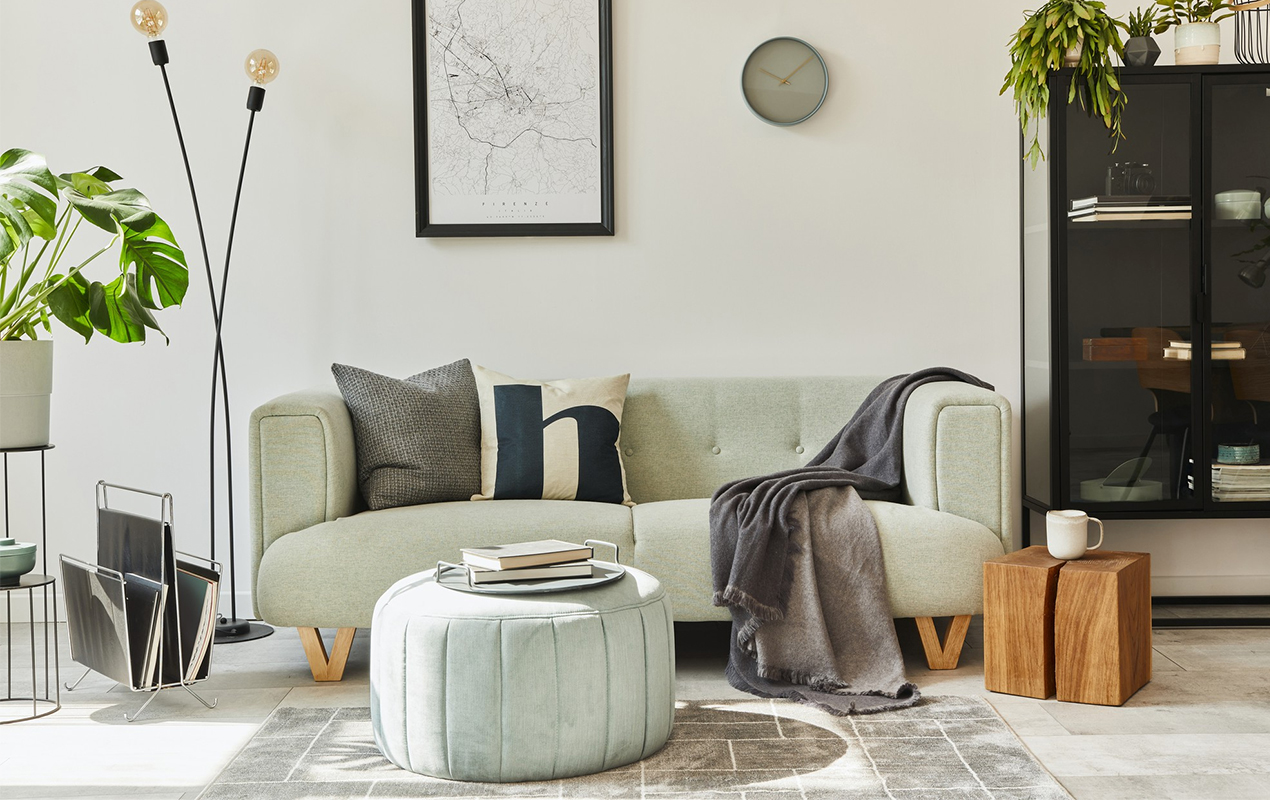 Modern round coffee table decor