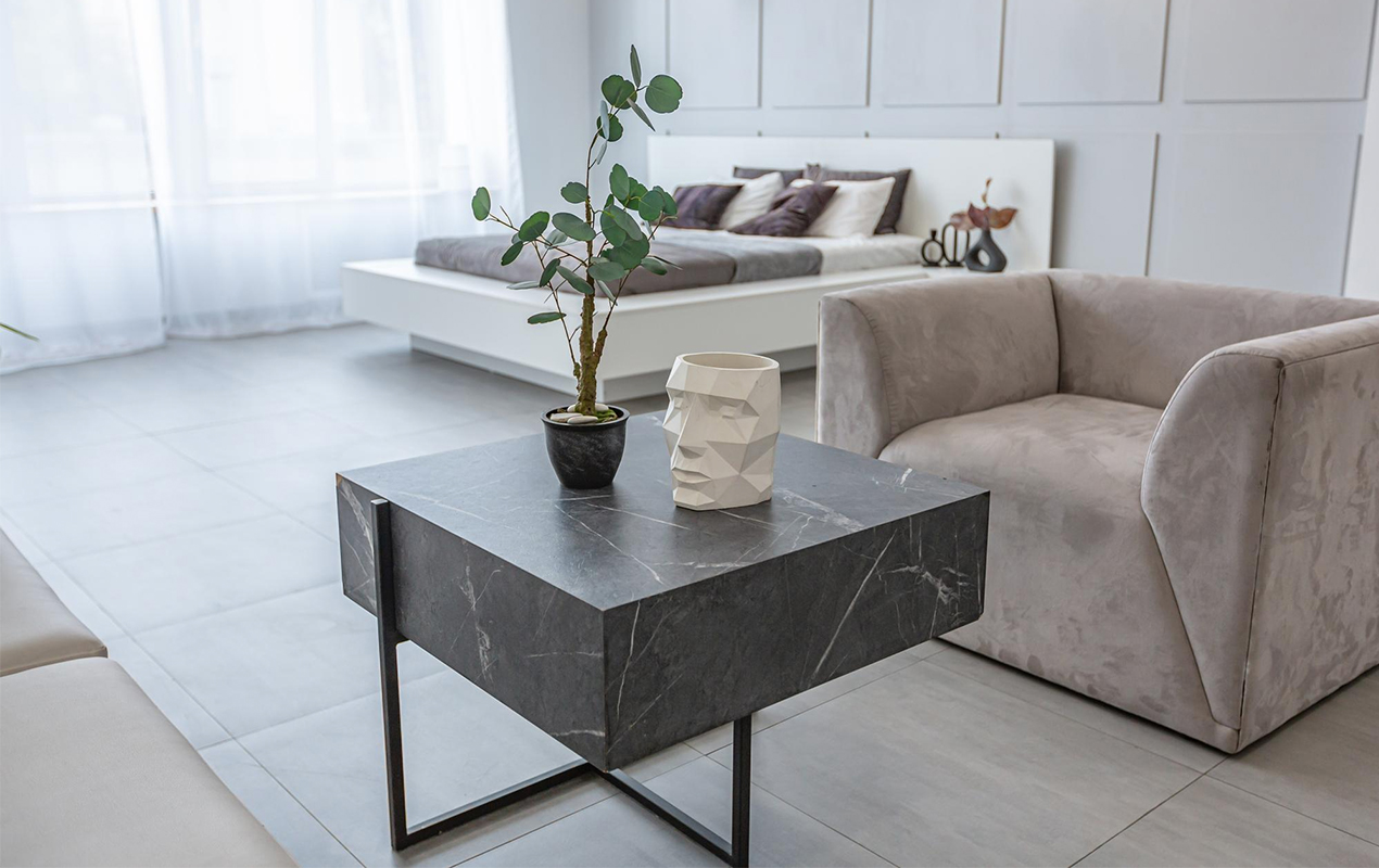 Marble cubic table