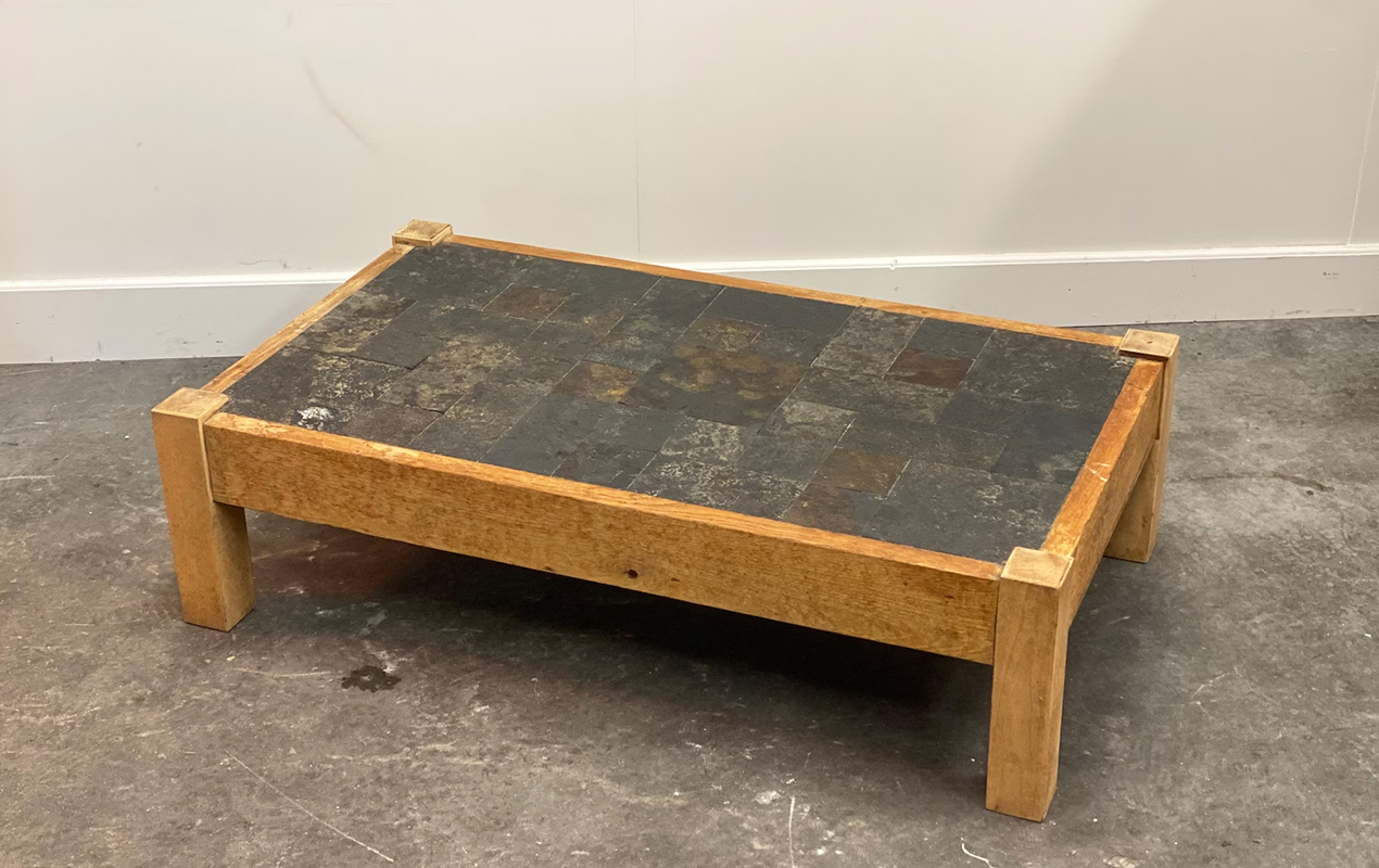Rugged Finesse: The Distinctive Table with Brutalist Tiled Top