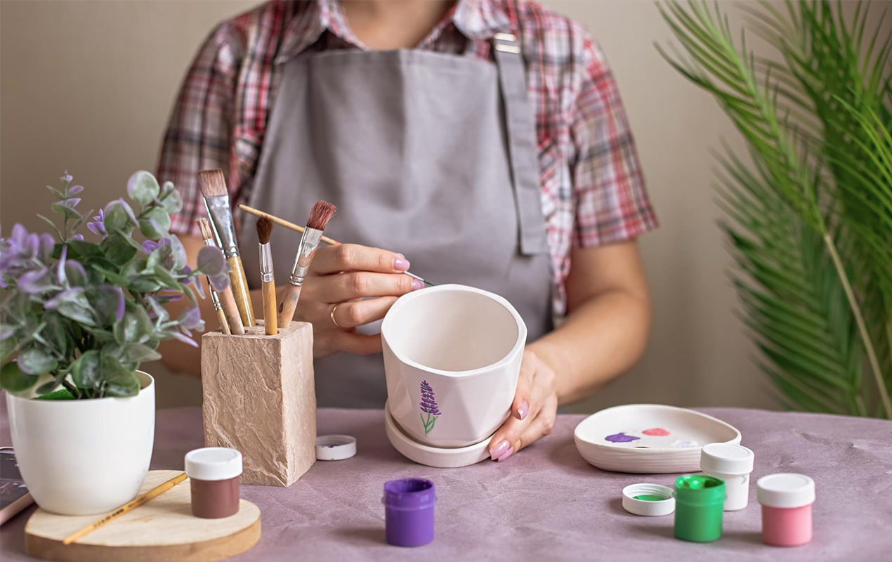 DIY crafting with ceramic pots