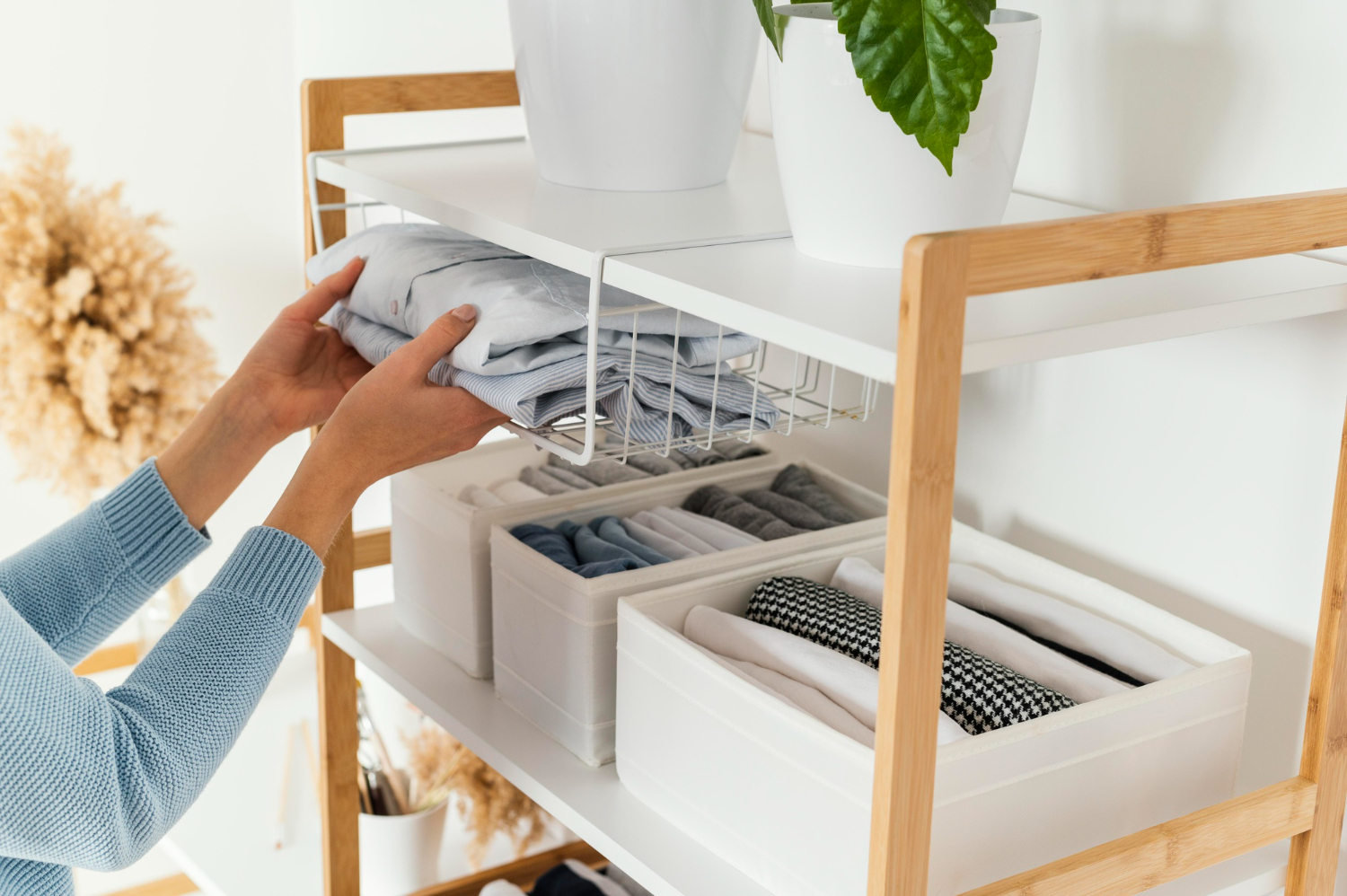 Make the Most of Your Closet: Smart Storage Tips for Renters