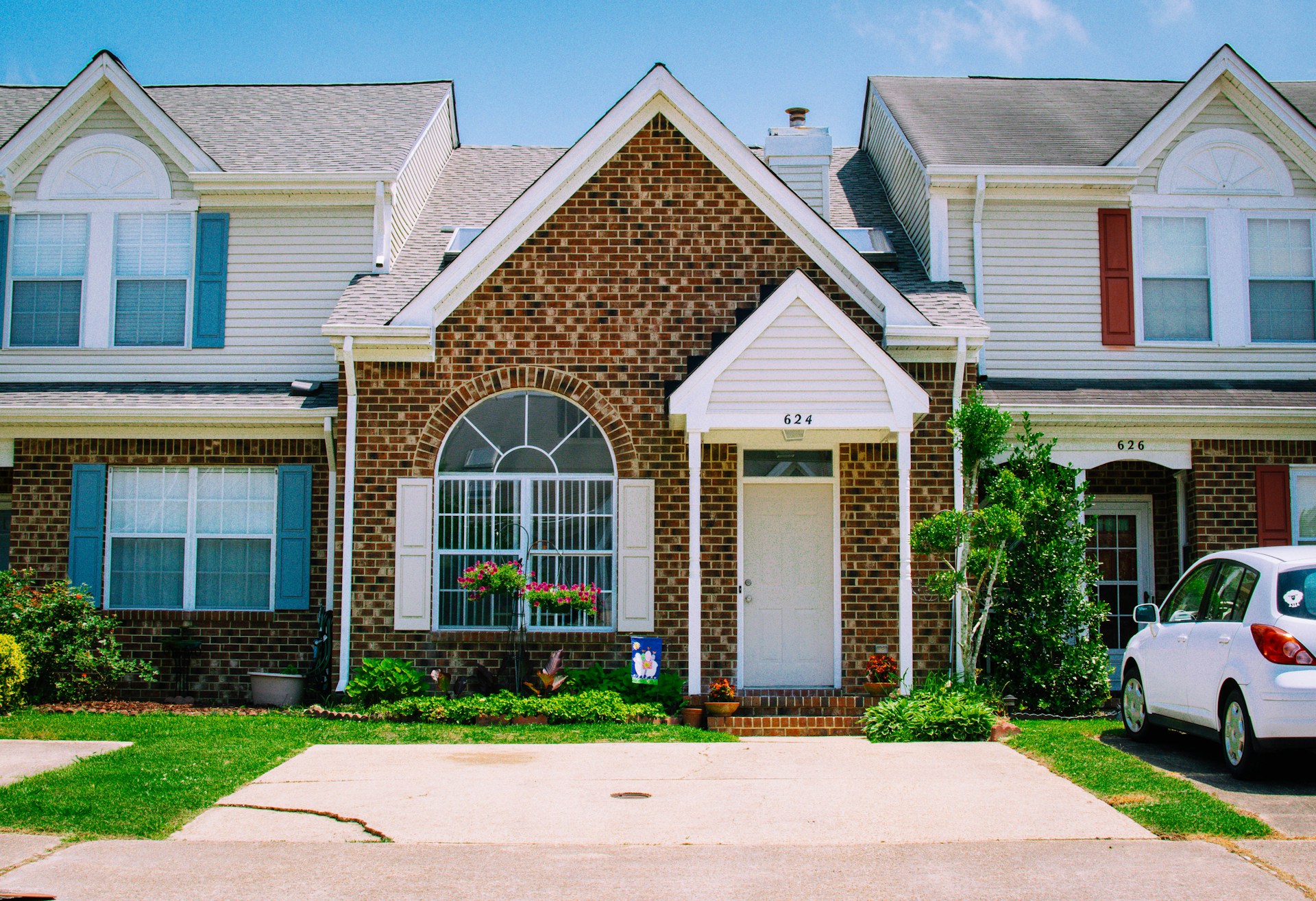 Exterior Home Contractor: Choosing the Right Professional for Your Home Improvement Needs