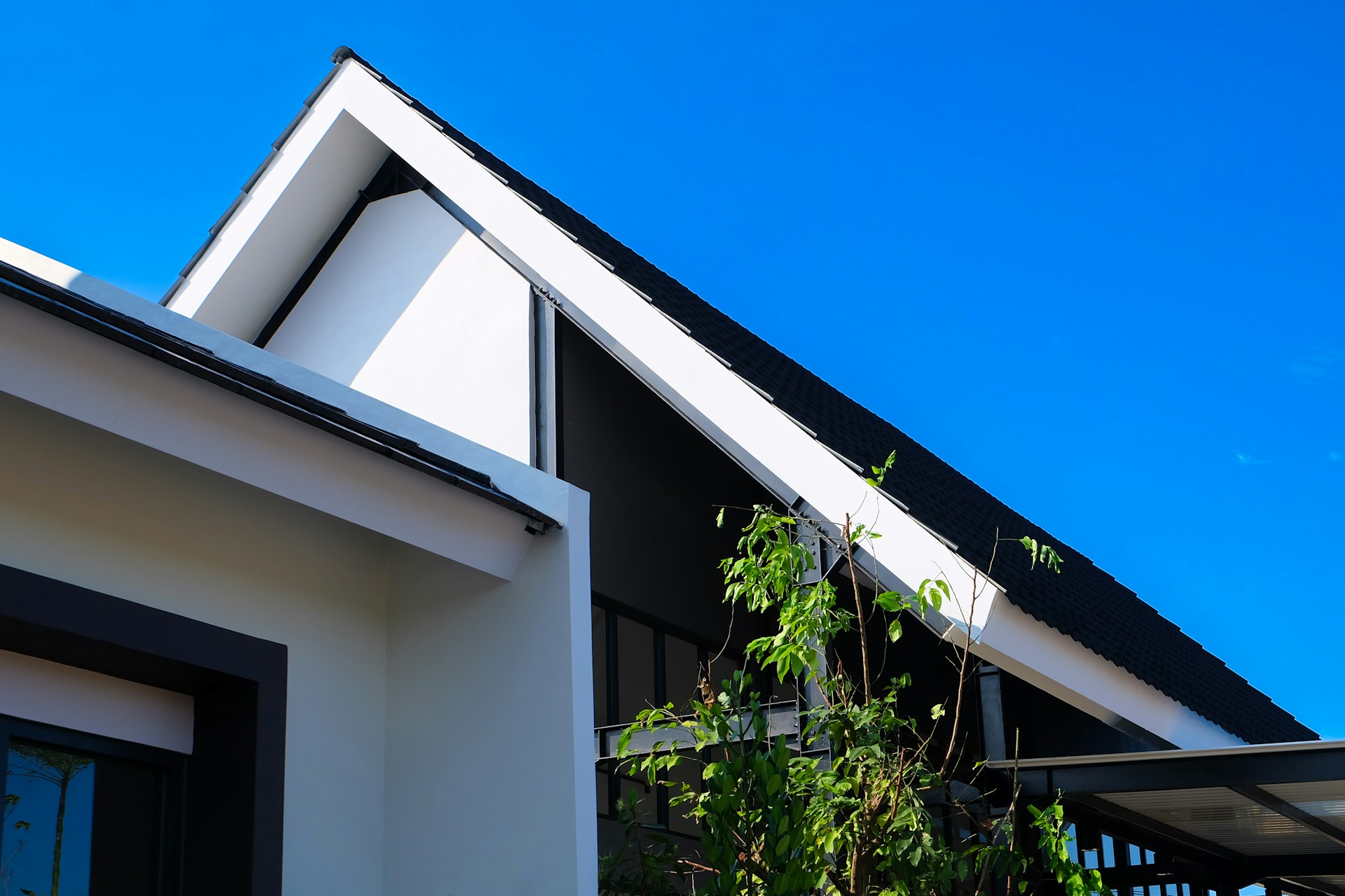 Roof Design Trends That Boost Home Aesthetics