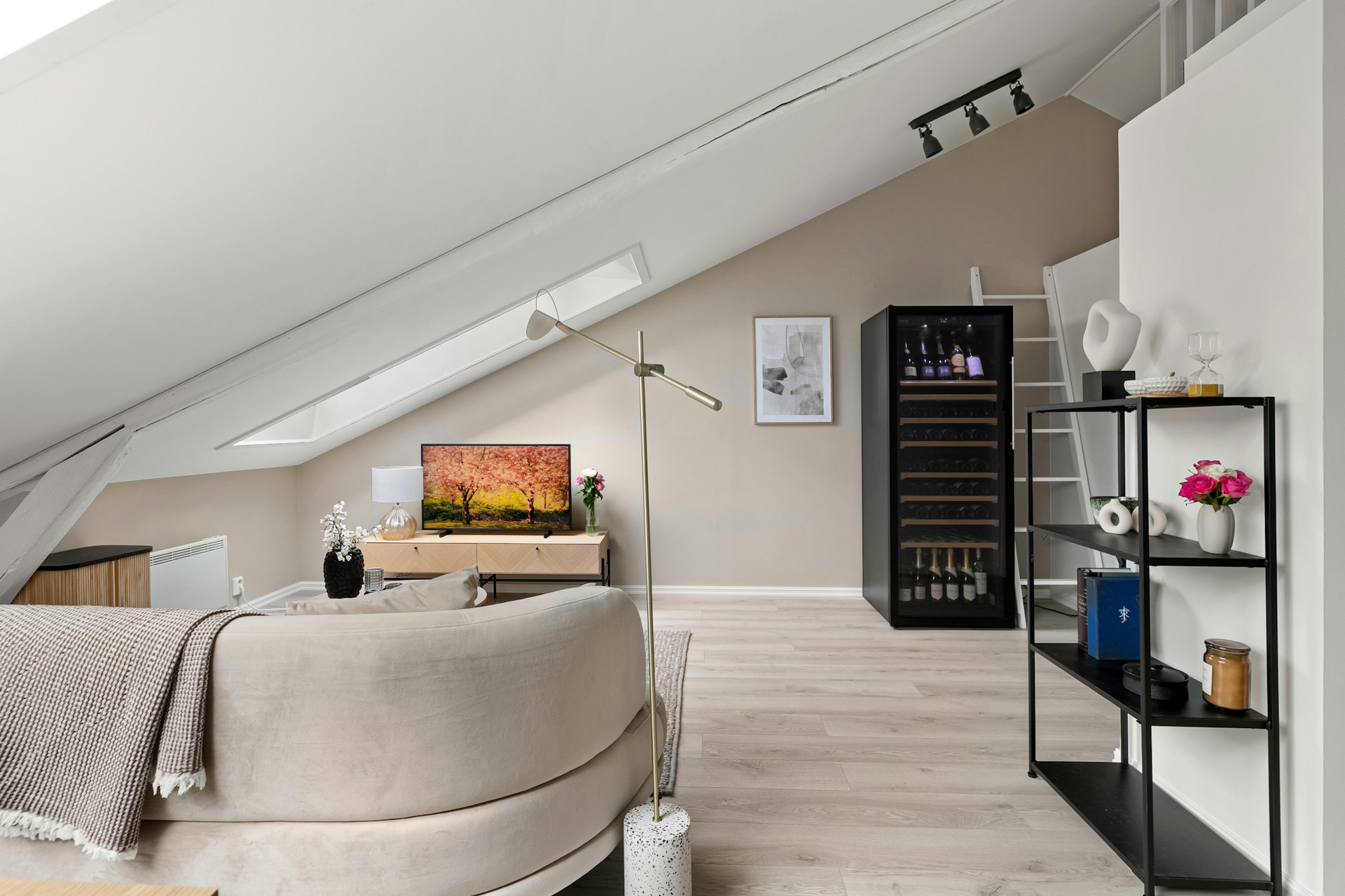 Must-Have Features For A Modern Loft Conversion