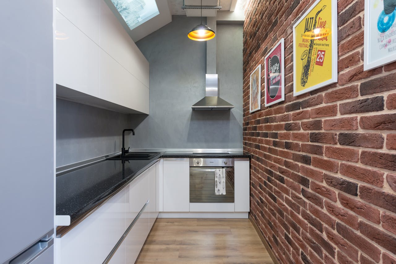 How to Make the Industrial Style Work in a Small Living Space