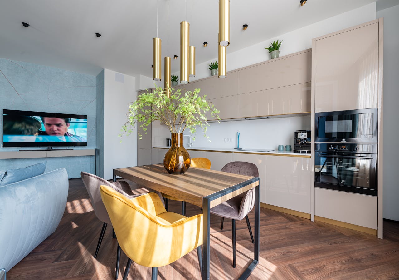 Design-Driven Selling: How to Refine Your Home’s Appeal on a Deadline