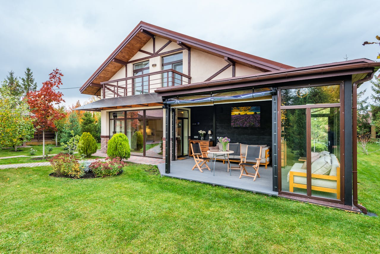 Approaches to Creating Inviting Outdoor Living Areas
