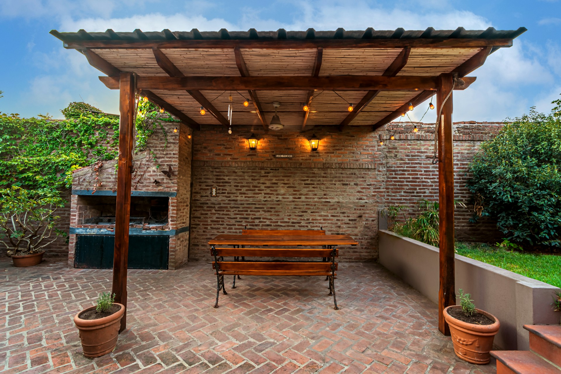 How to Style a Small Patio with the Right Furniture