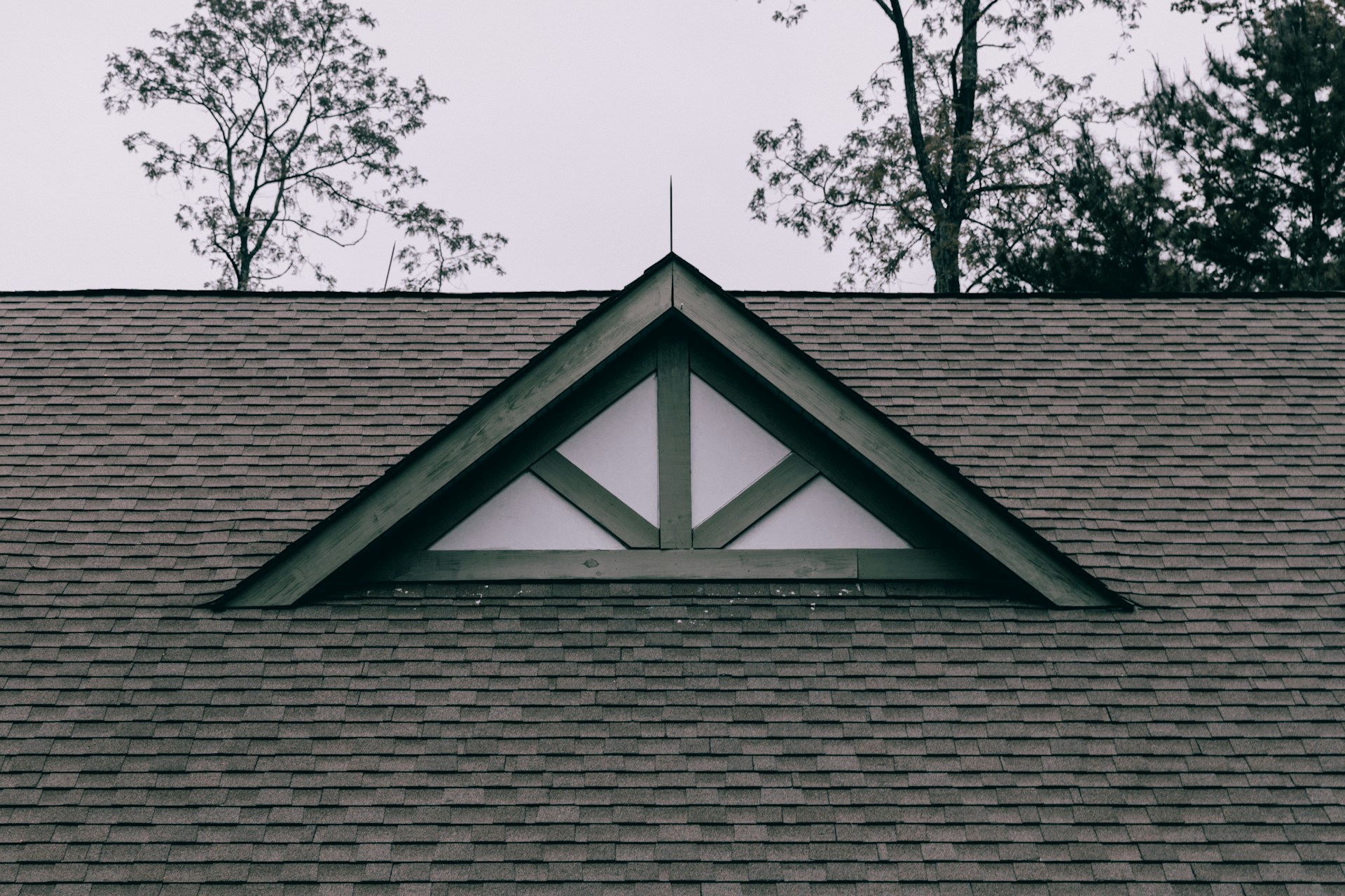 Roof Glow-Up: Simple Switches for Major Curb Appeal