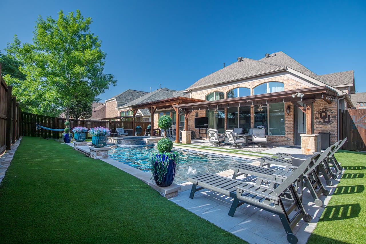 Benefits of Artificial Turf in Austin for a Low-Maintenance Lawn