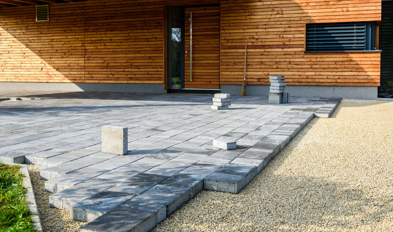 How Concrete Pavers Add Structure and Style to Outdoor Living Areas