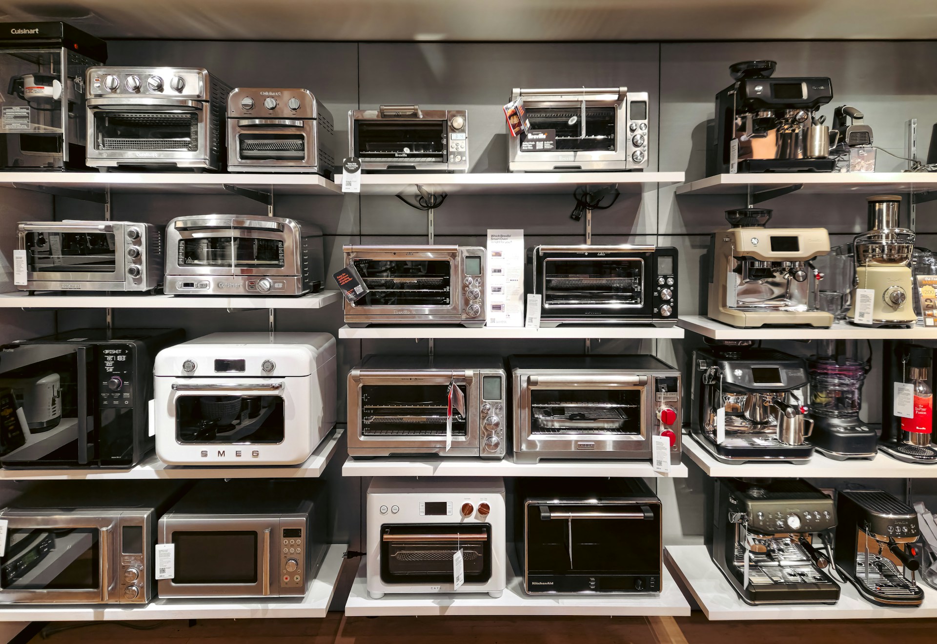 What Common Warning Signs Suggest Household Appliances Need Repair